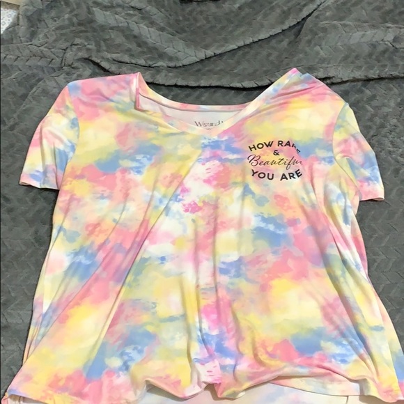 Tee - Picture 1 of 1